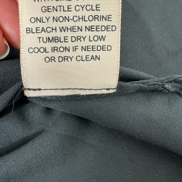 Philosophy‎ Women’s Size Large Sheer Black Contemporary Flare Sleeve Blouse - Picture 7 of 7